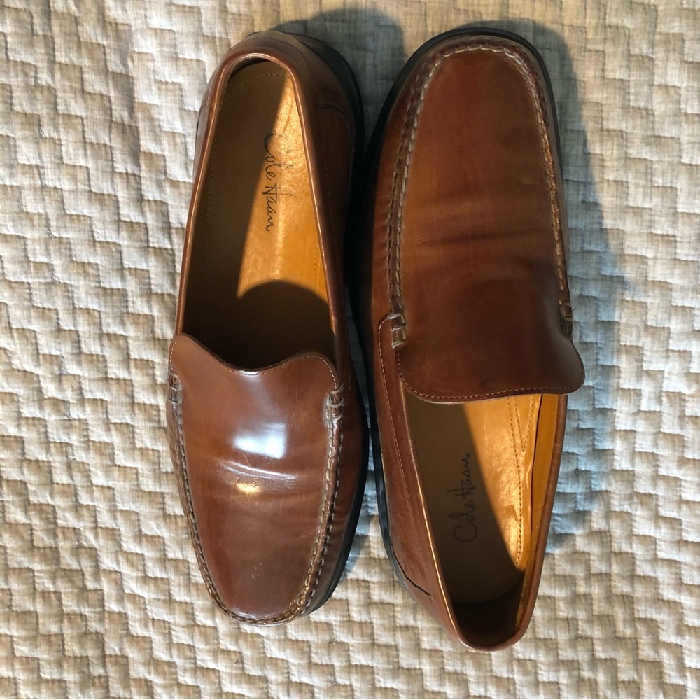 Mens Cole Haan Loafer style shoe
